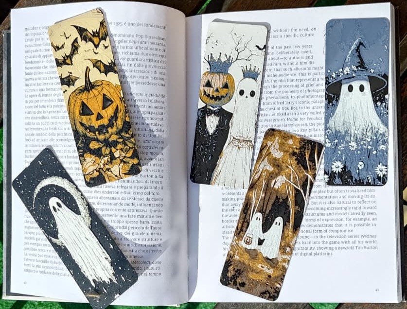 Halloween bookmarks collection